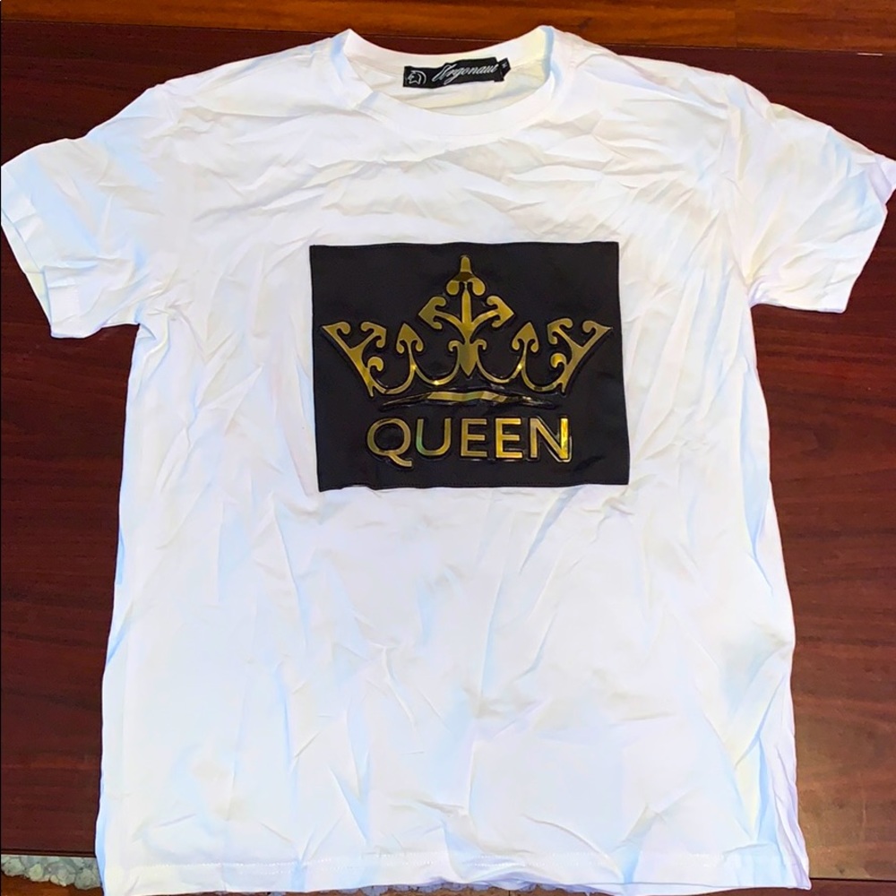 graphic tee